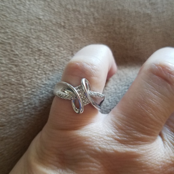 Diamond ring - Picture 3 of 4